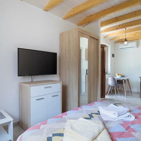 Apartments Leonardo&Mak Pula Dış mekan fotoğraf