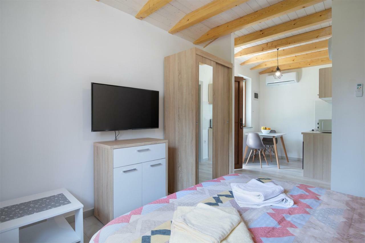 Apartments Leonardo&Mak Pula Dış mekan fotoğraf